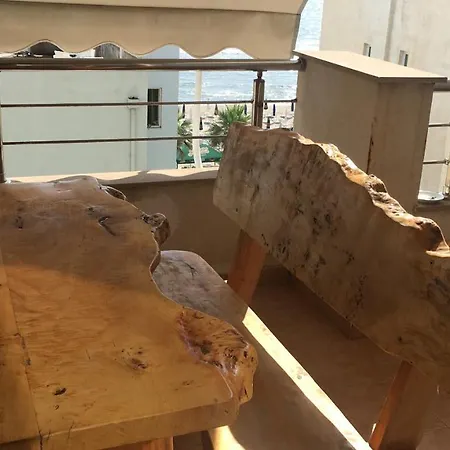 Πανσιόν Vola Δυρράχιο